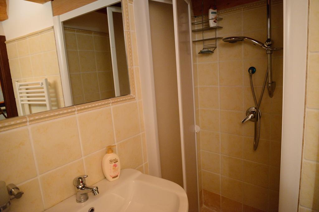 Alla Corte Dei Ventimiglia Montelepre Екстериор снимка