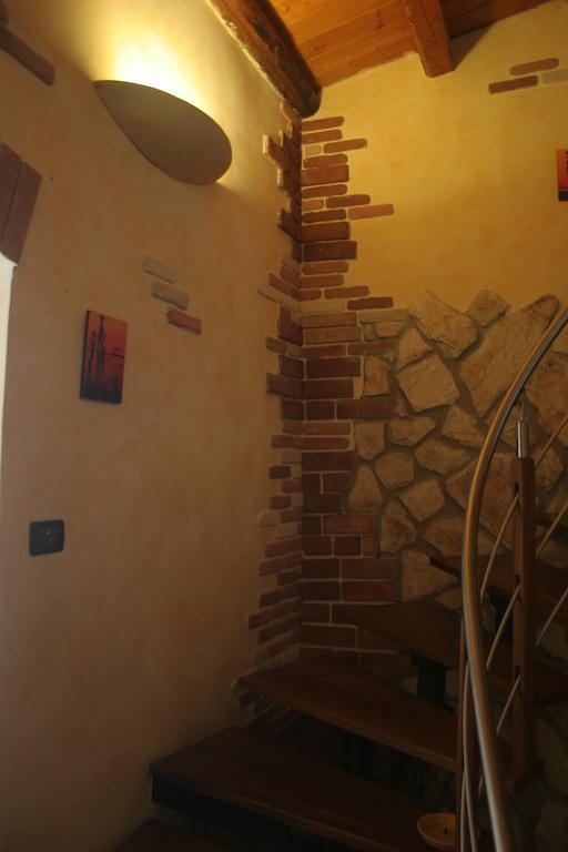 Alla Corte Dei Ventimiglia Montelepre Екстериор снимка