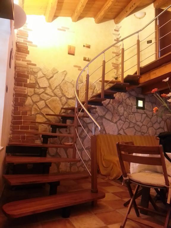 Alla Corte Dei Ventimiglia Montelepre Екстериор снимка